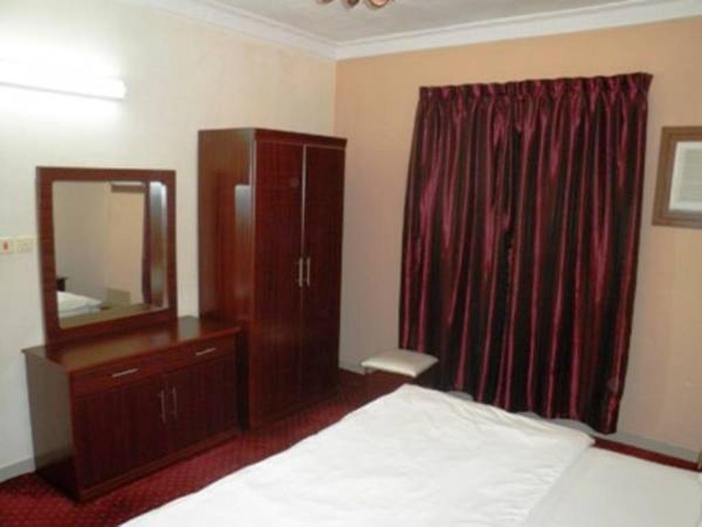 Al Farhan Hotel Suites - Al Salam Riyadh Exterior photo